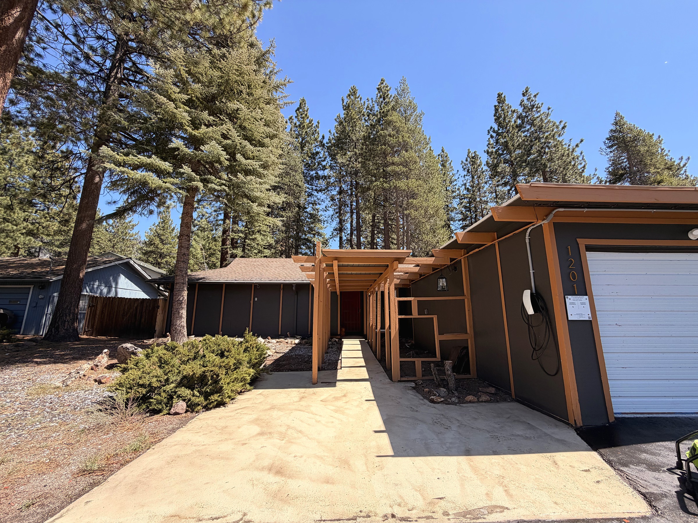 Pine Haven — front of the house, 1201 Glenwood Way