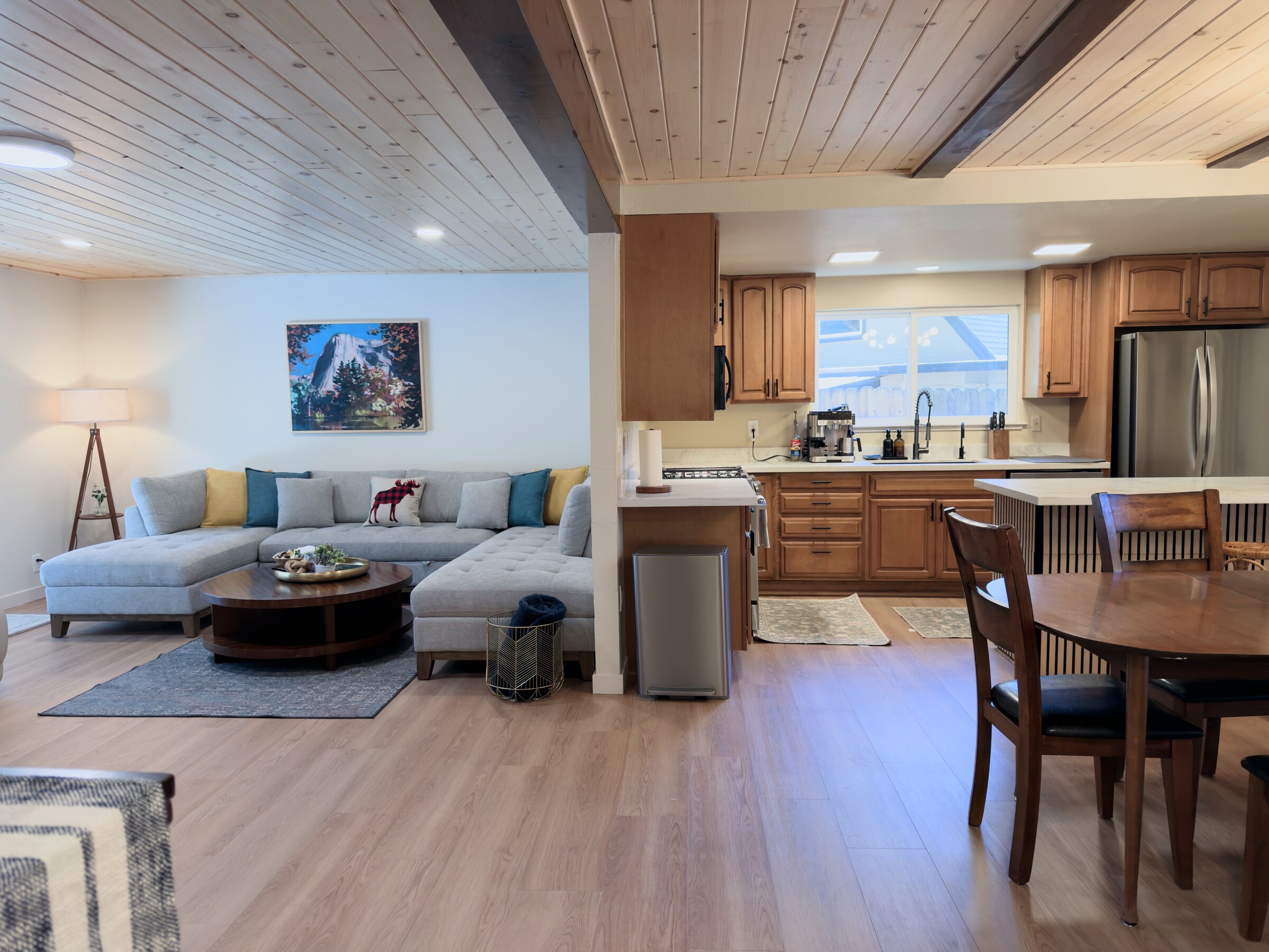 Open plan · wide